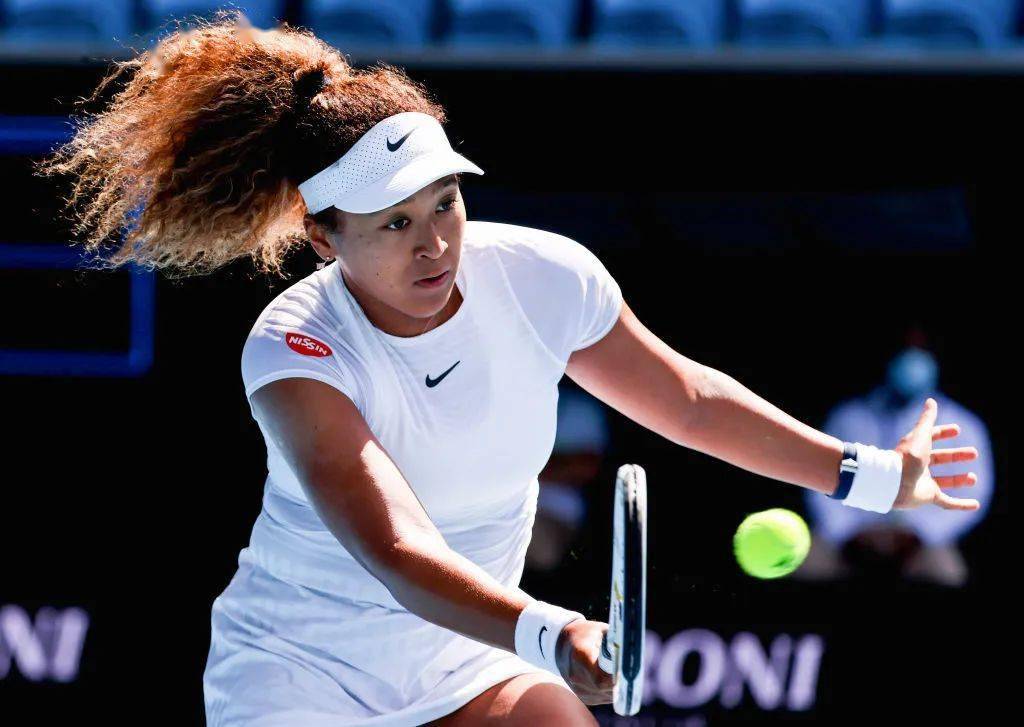 KAIYUN-大坂直美迎来五赛季出色发挥，RNG观众热烈欢呼！