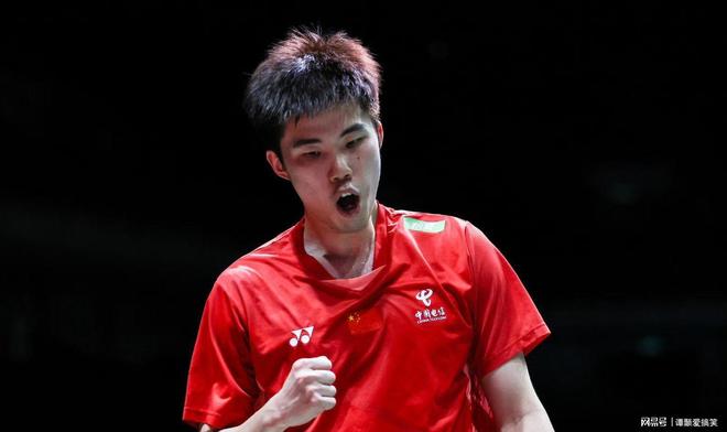  羽毛球大师赛掀起高潮，江南巨龙队绝杀关中迅豹队，老将里程碑之夜——主场山呼海啸