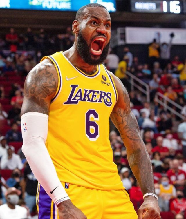 开云体育-关于蒂姆回归赛场，大胜首场状态亮眼，湖人观众沸腾！的信息