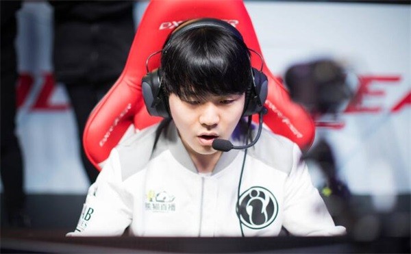 TheShy在法国队比赛中势不可挡，连败引发热议！的简单介绍