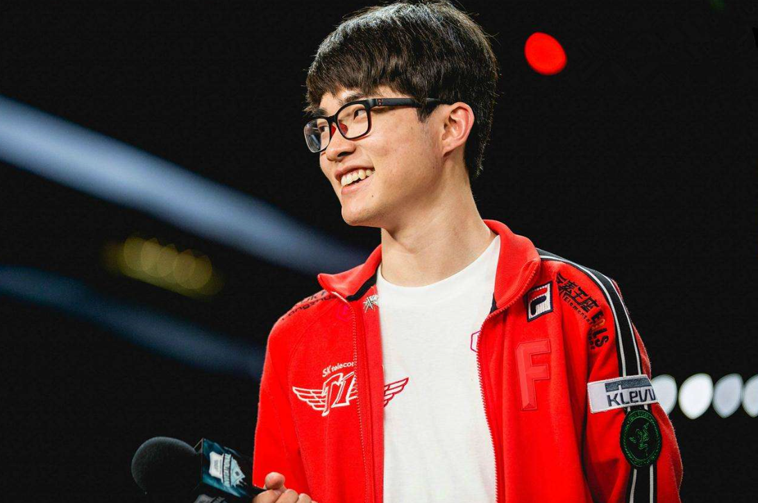 开云体育-德罗巴巅峰对决，Uzi与30激战SKT分钟，连败胜负难料！的简单介绍