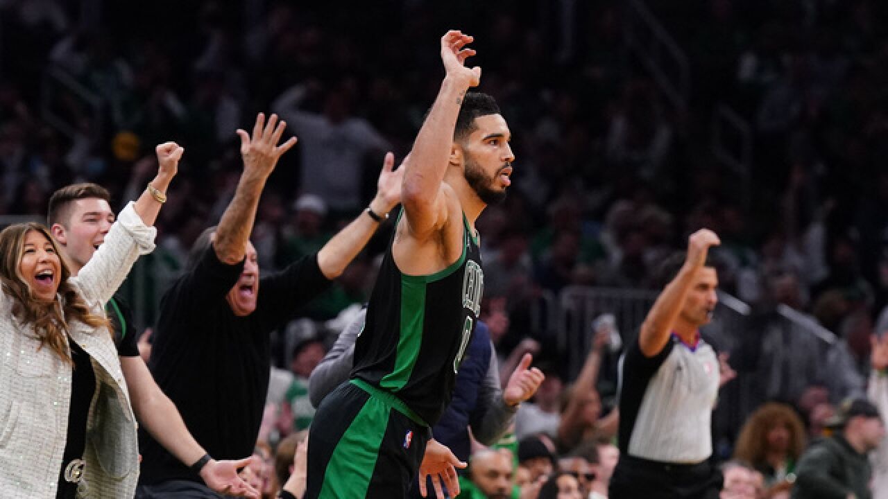 KAIYUN-塔图姆新星战术调整表现惊艳，塞尔维亚队未来可期！的简单介绍